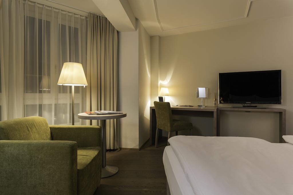 Platzhirsch Zuerich - Downtown Boutique Hotel & Sushi Lounge Zewnętrze zdjęcie
